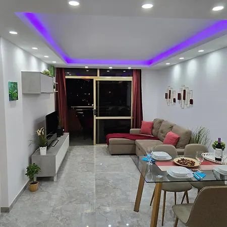 Eden Mit Beheiztem Pool, Luxurioese Ausstattung Mit Marmorboden, Marmorbadezimmer Διαμέρισμα
