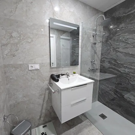 Eden Mit Beheiztem Pool, Luxurioese Ausstattung Mit Marmorboden, Marmorbadezimmer Апартаменты